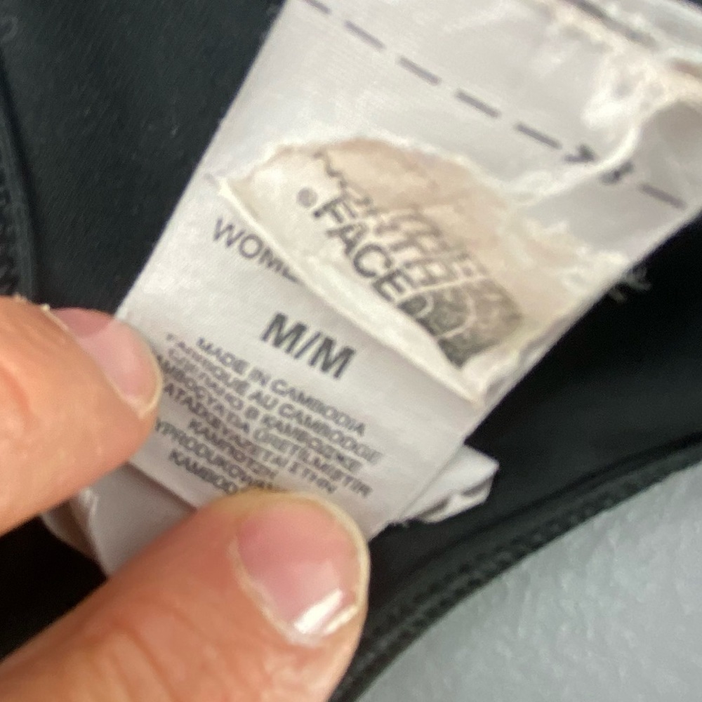 The North Face racer back athletic bra - Picture 7 of 9